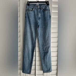 BDG by Urban Outfitters Distressed Blue Mom Jeans Size W25